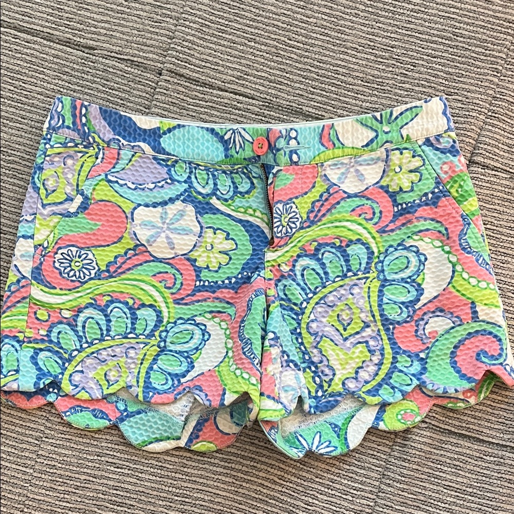 Lilly Pulitzer: Colorful Paisley Women Shorts